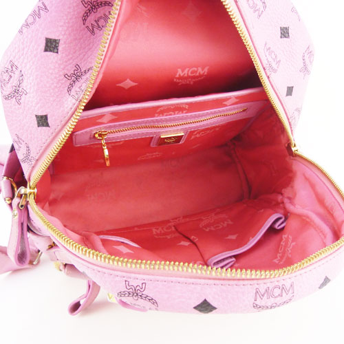 Mcm エムシーエム 美品 Mmk 4sve80 スタッズ バックパック リュック ポシェット ショルダーバッグ 総ロゴ柄 ピンク 中古 Onpointchiro Com
