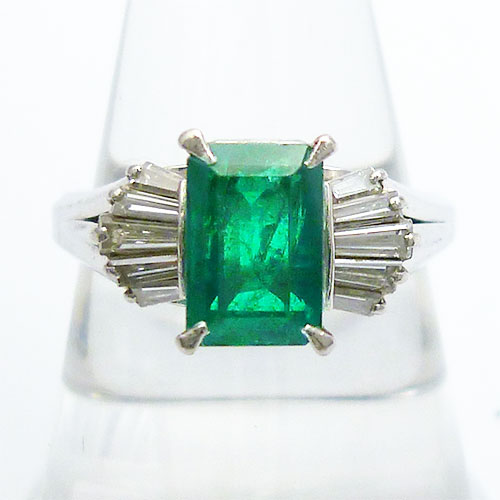 美品 Pm900 エメラルド ダイヤ リング 12号 エメラルド 1 35ct ダイヤ 0 33ct 華やか プラチナ 中古 Kiev24 Com
