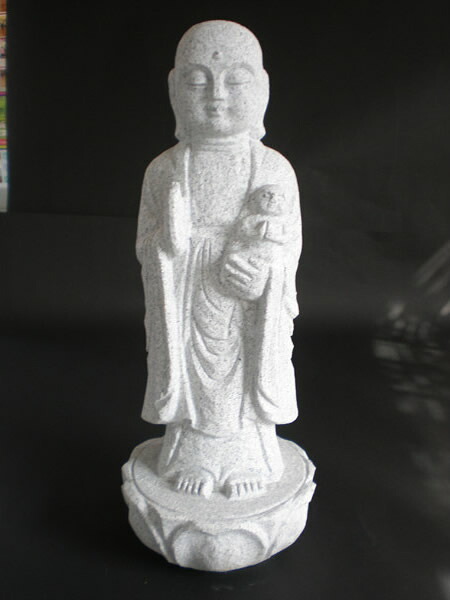 水子地蔵10号（大） 白御影石 手作り細工人 丸彫り産業 高さ:約35糎 重さ:約6kg