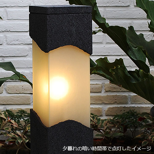 楽天市場 再 ストーンガーデンライトlth 07spc 80cm 石 門灯 外灯 庭園灯 灯篭 灯籠 屋外用 玄関照明 アジアン ランプ アジアン 照明 間接照明 エントランス スタンド おしゃれ照明 癒し ダイニング 和モダン 和風 バリ リビング Led プレゼント 石彫刻 庭 ベランダ