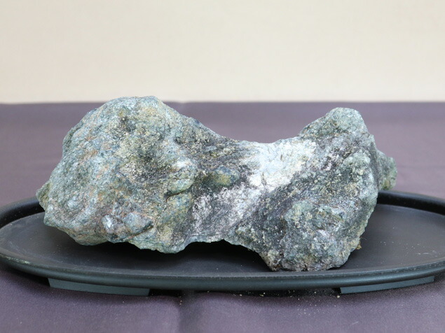 土佐鎧石　　水石 鑑賞石 楽天市場】【水石】 仁淀川 鎧石 （高知） ミニ 天然 【自然石 鑑賞石