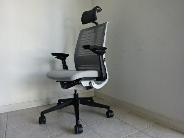 ■スチール写真容れもの ニューシンクチェア★ヘッドレストつき Steelcase NEW Think chair  ニューシンクチェア★【中古】