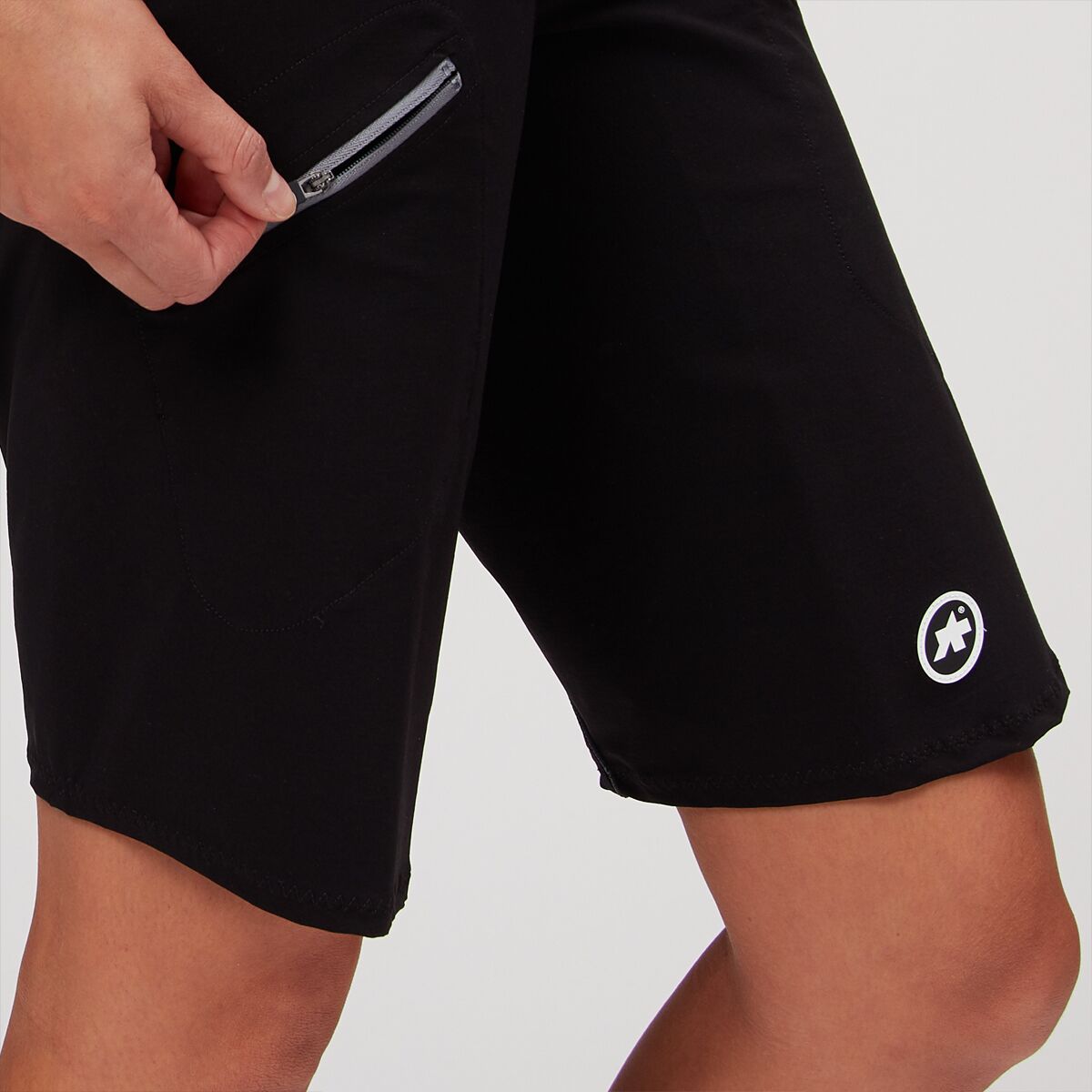 取寄) アソス レディース Trail Assos women トレイル Short Women's blackSeries カーゴ ウィメンズ ショート Cargo 自転車・サイクリング | windowmaker.com