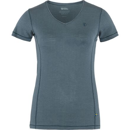 (取寄) フェールラーベン レディース アビスコ クール T-シャツ - ウィメンズ Fjallraven women Abisko Cool T-Shirt - Women's Indigo Blue|ジェットラグ店