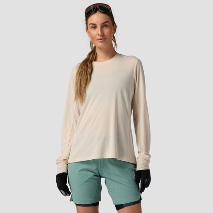 (取寄) バックカントリー レディース スリックロック ドライリリース ロング-スローブ テック T-シャツ - ウィメンズ Backcountry women Slickrock Drirelease Long-Sleeve Tech T-Shirt - Women's Fog
