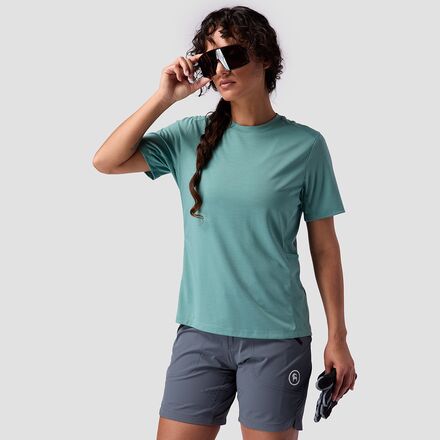 (取寄) バックカントリー レディース スリックロック ドライリリース テック T-シャツ - ウィメンズ Backcountry women Slickrock Drirelease Tech T-Shirt - Women's Oil Blue 14,594円