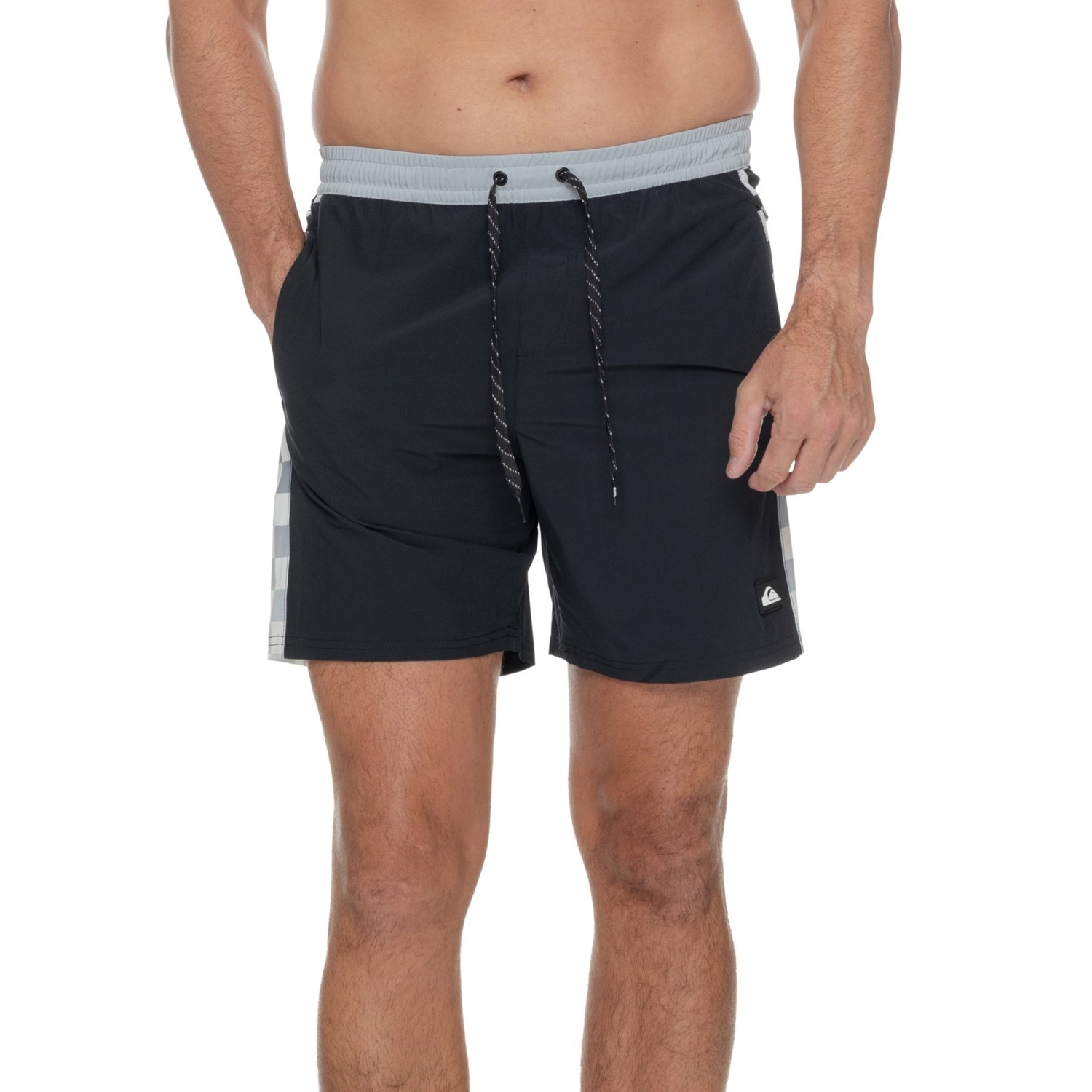 (取寄) クイックシルバー メンズ クイックシルバー グラジエント チェッカーボード スイム ショーツ Quiksilver men Jefford Gradient Checkerboard Swim Shorts Black