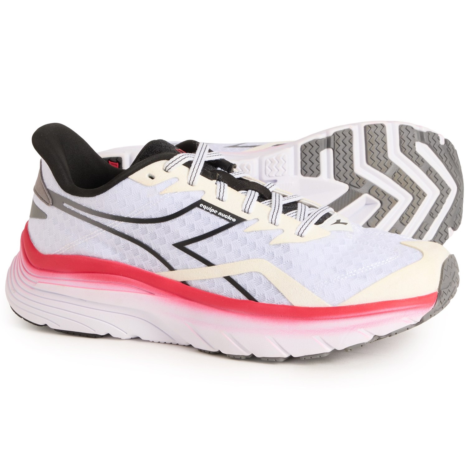 (取寄) ディアドラ メンズ エイキープ ニュークレオ ランニング シューズ Diadora men Equipe Nucleo Running Shoes (For Men) White_Black_Toreador