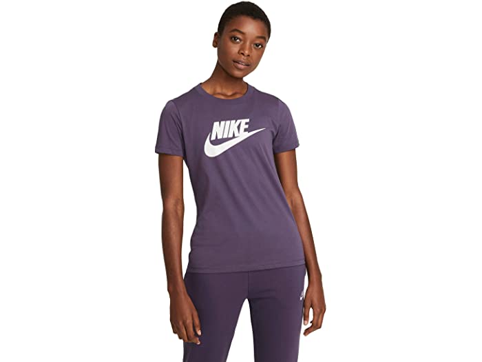 取寄 ナイキ スポーツお召し ティー エッセンシャル アイコン フューチュラ Nike Sportswear Tee Essential Icon Futura Dark Raisin White Nike ナイキ トップス Tジャージ 長袖 レディース ブランド名 スポーツ フィジカルフィットネス 略式 磊落号 ビックサイズ