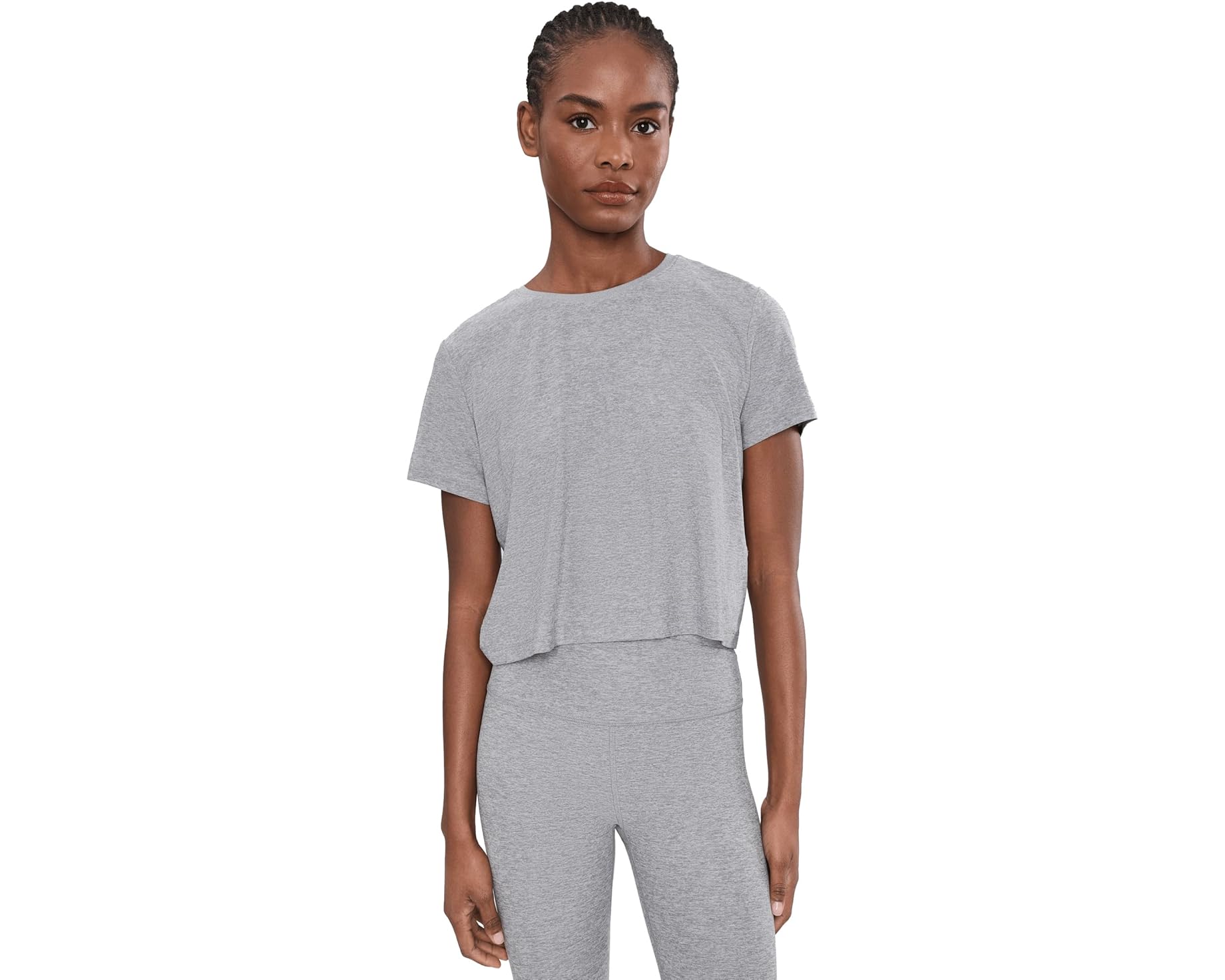 (取寄) ビヨンドヨガ レディース フェザーウェイト シュプリーム クロップド ティー Beyond Yoga women Featherweight Supreme Cropped Tee Silver Mist｜ジェットラグ店