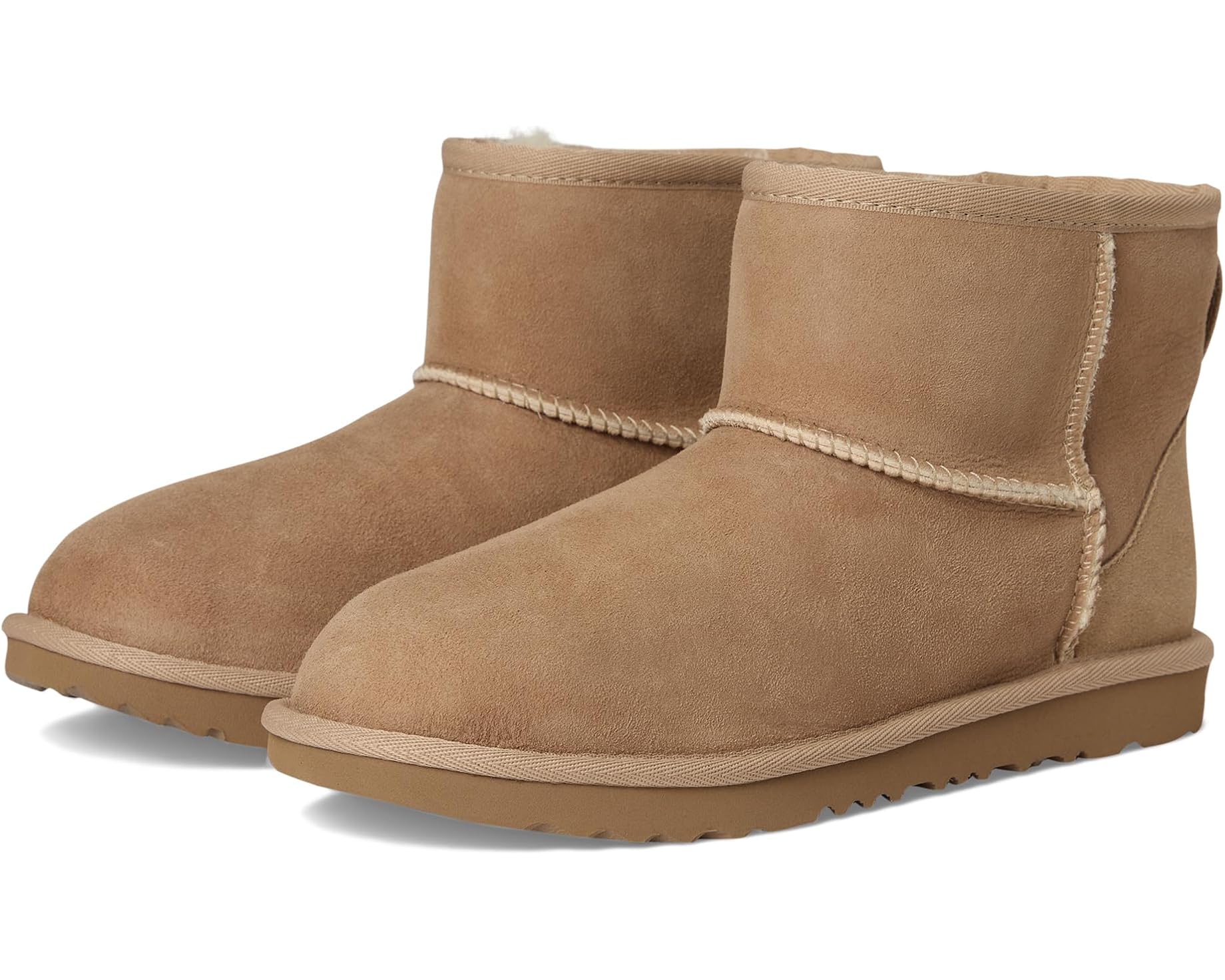 (取寄) アグ キッズ クラシック ミニ リ (リトル キッド/ビッグ キッド) UGG kids Classic Mini II (Little Kid/Big Kid) Sand｜ジェットラグ店 30,336円