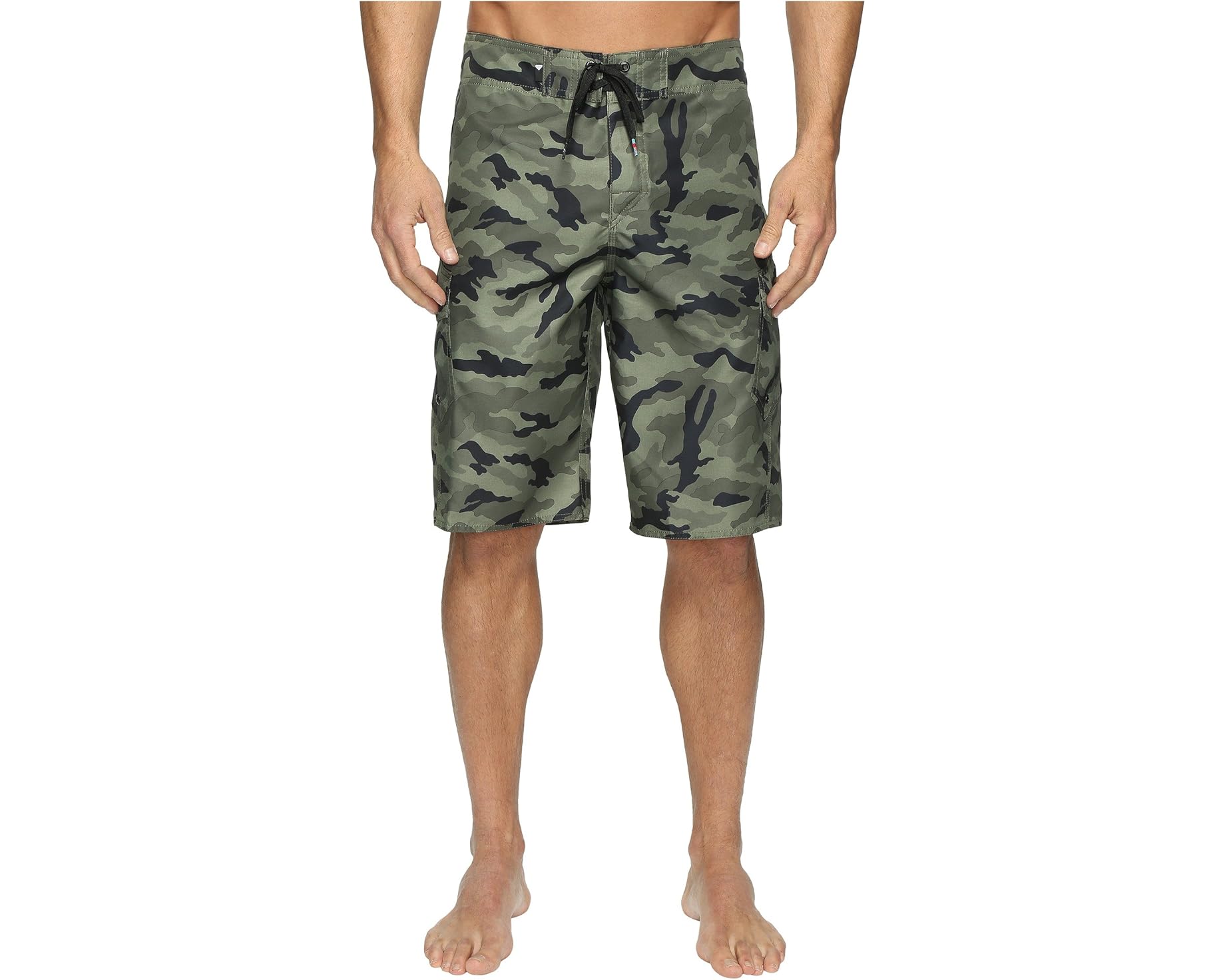 (取寄) クイックシルバー メンズ マニック カモ ボードショーツ Quiksilver men Manic Camo 22" Boardshorts Forest Night｜ジェットラグ店