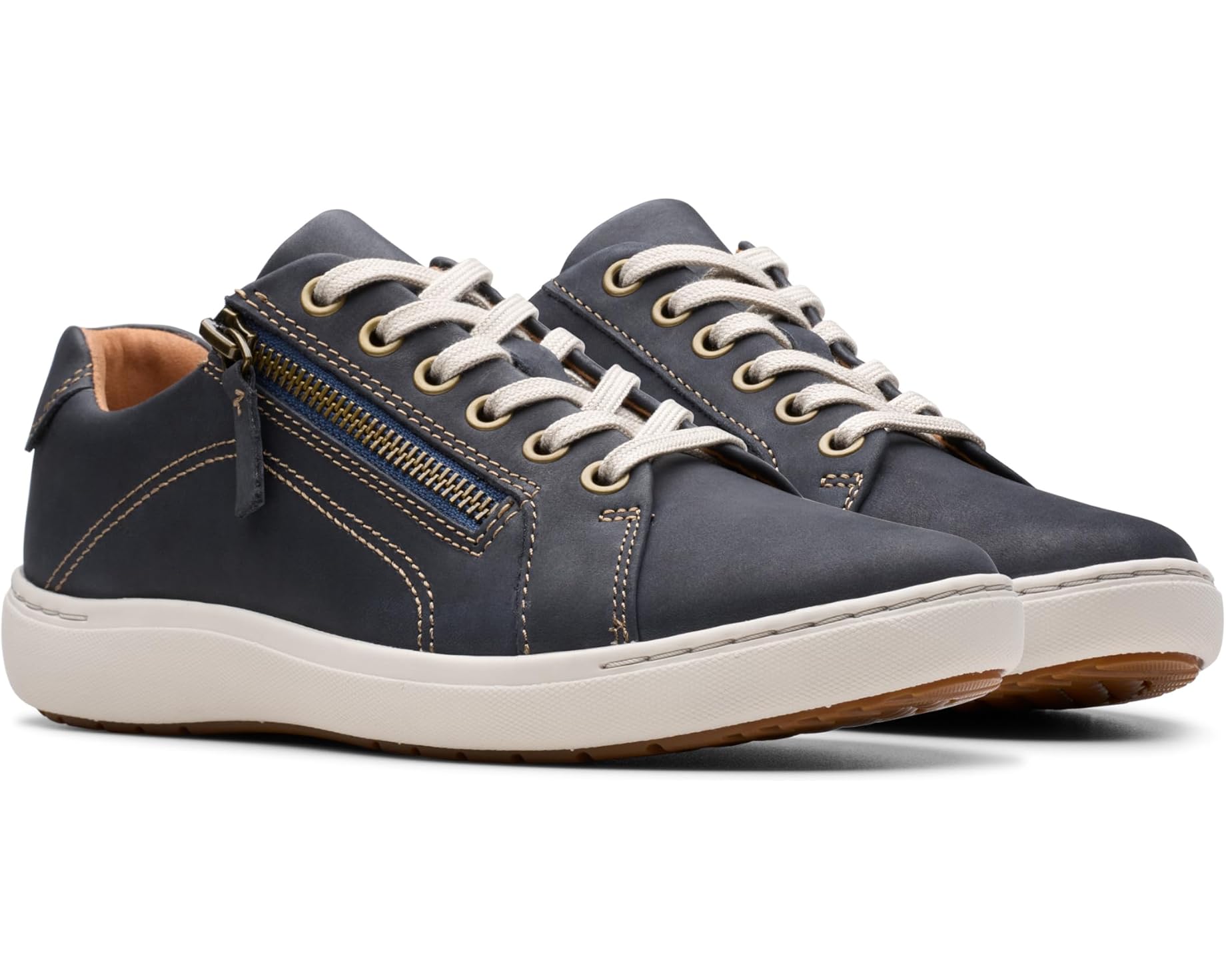 Allbirds(オールバーズ) スニーカー 売りわたす バス発着場 | ブランド名シューズ