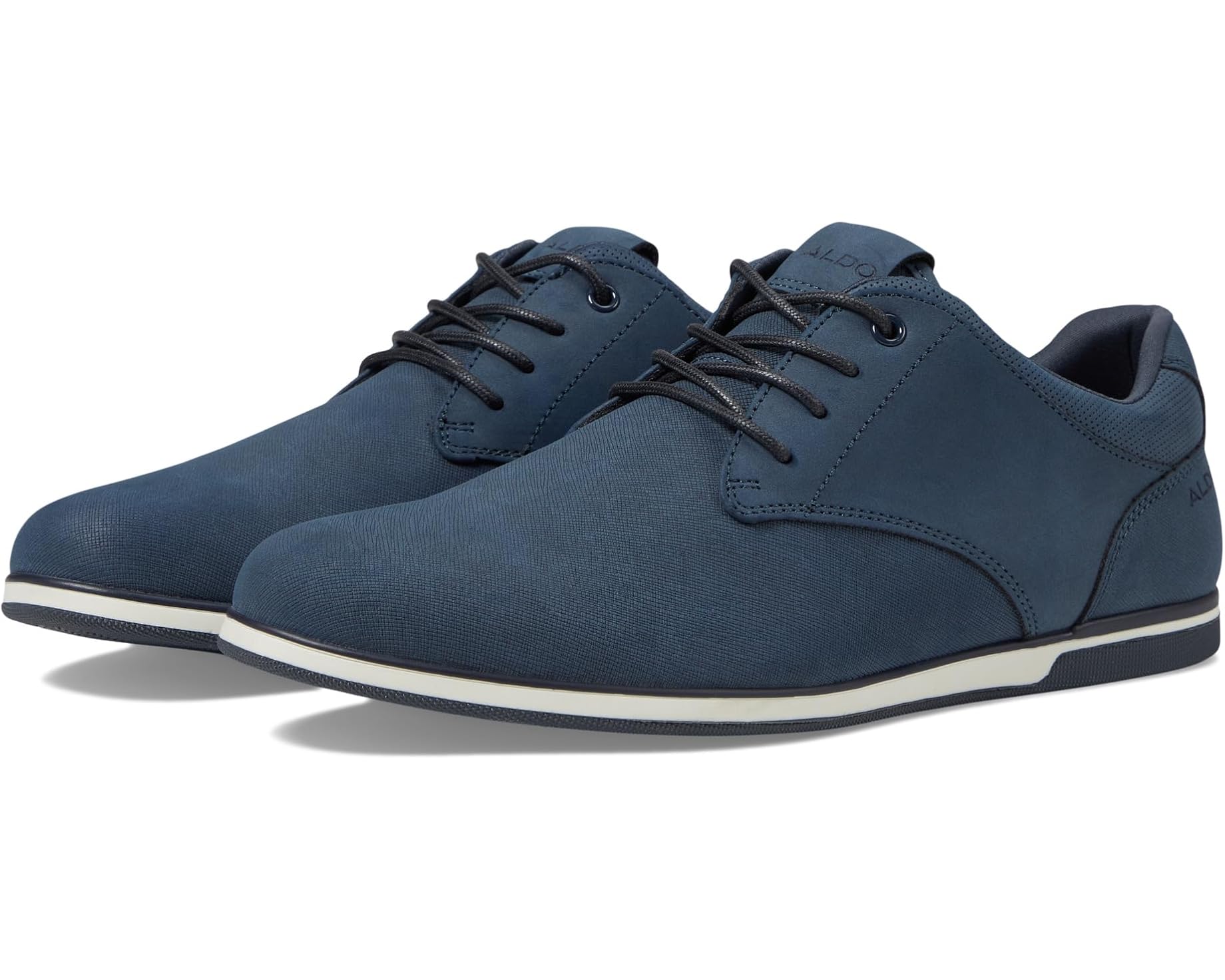 Allbirds(オールバーズ) スニーカー 売りわたす バス発着場 | ブランド名シューズ