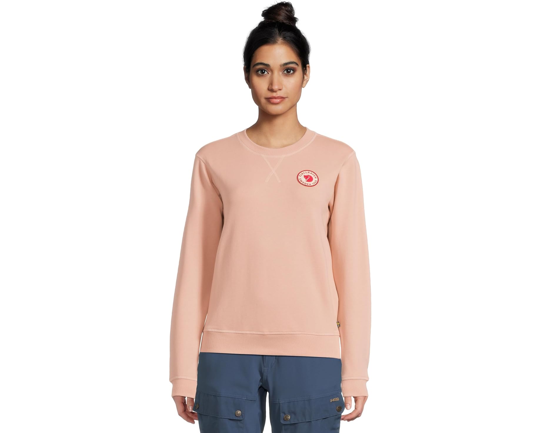 (取寄) フェールラーベン レディース 1960 ロゴ バッジ セーター Fjllrven women 1960 Logo Badge Sweater Chalk Rose｜ジェットラグ店