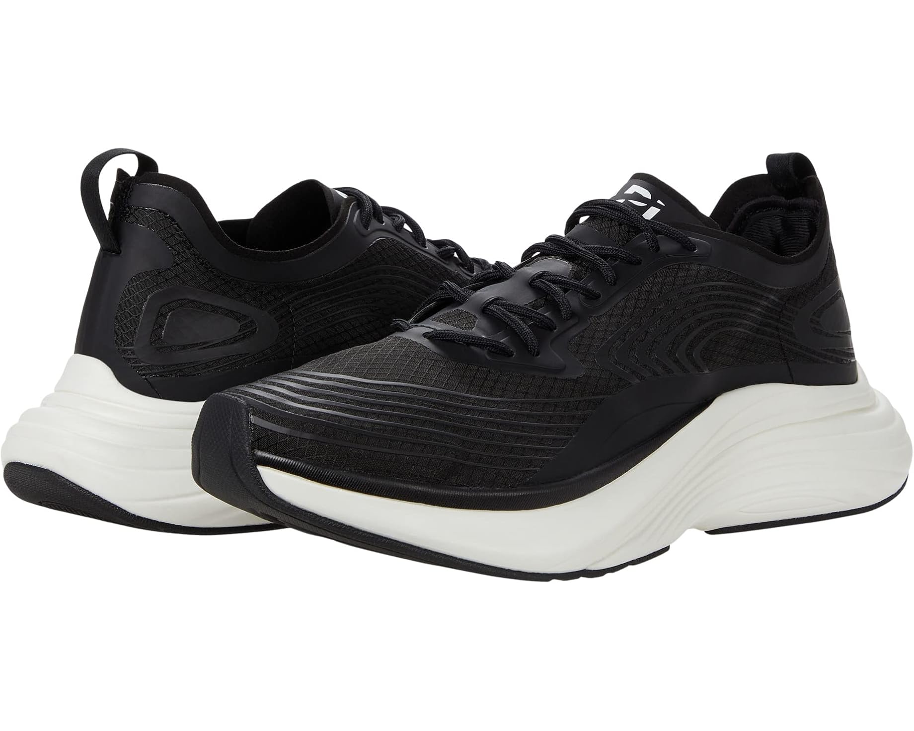 Allbirds(オールバーズ) スニーカー 売りわたす バス発着場 | ブランド名シューズ