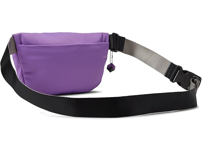 (取寄) ヘデグレン レディース ハロ ウエストバッグ Hedgren women Halo Waistbag Violet Berry 14,767円
