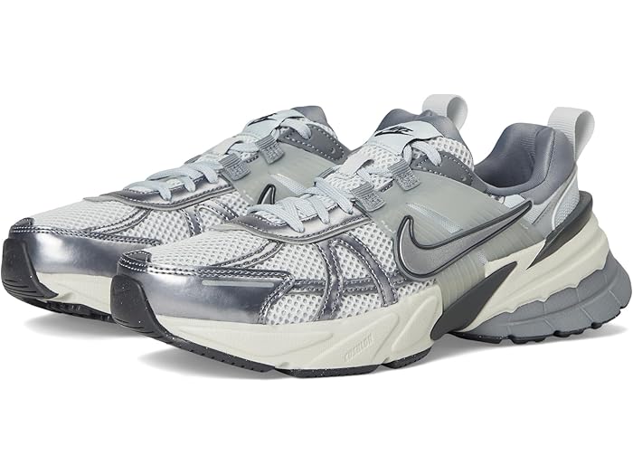 (取寄) ナイキ レディース V2K ラン Nike women V2K Run Pure Platinum/Metallic Cool Grey/Wolf Grey