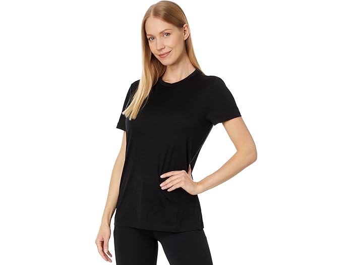 (取寄) アイスブレイカー レディース 150 テック ライト 3 ショート スリーブ ティー Icebreaker women 150 Tech Lite III Short Sleeve Tee Black