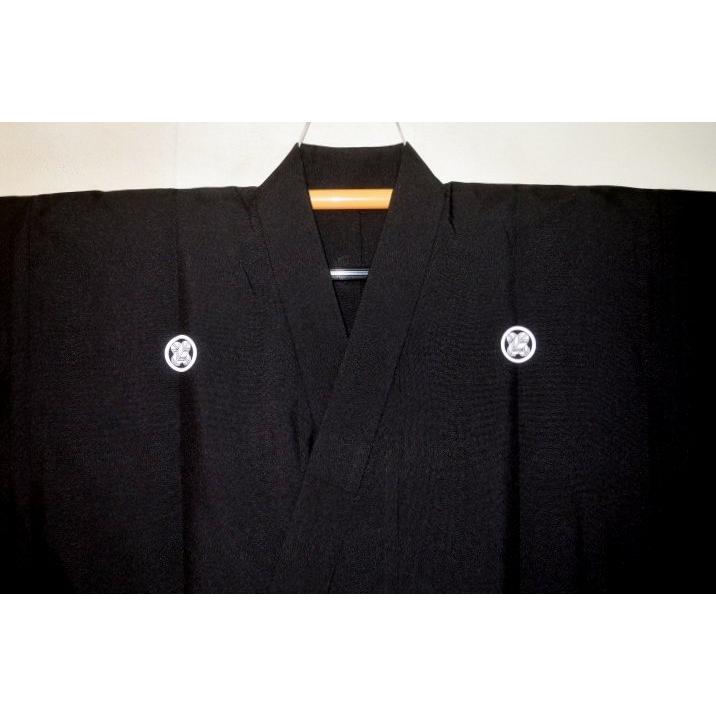 【袴用御召しもの6大きさ】洗える黒紋付 第一義的 袴用男御召しもの黒紋付単衣 化繊羽二重 調 К S～4Lの6大きさ