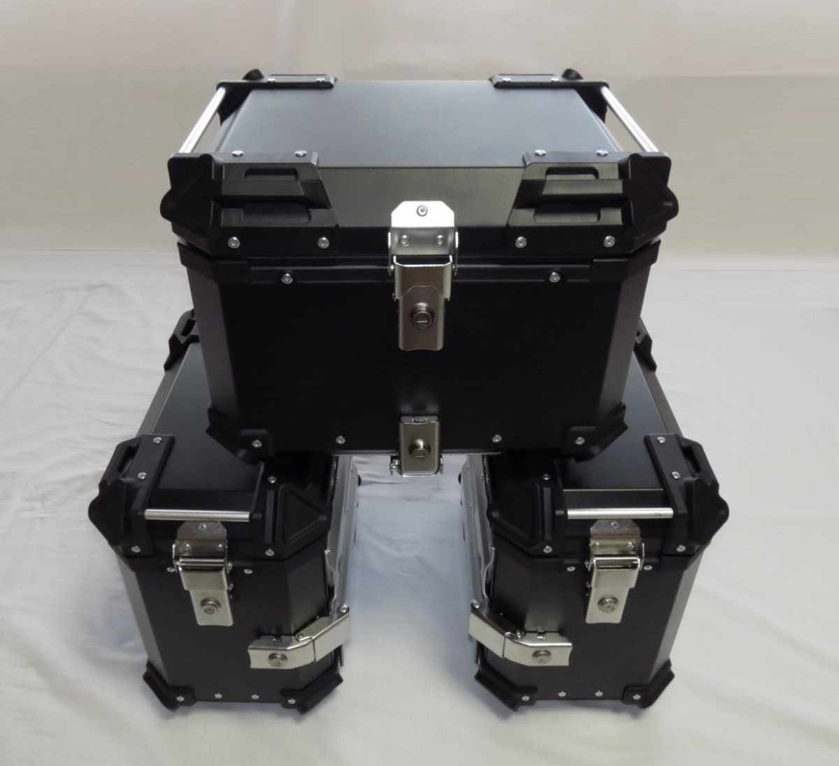 R1300GS R 1300GS 2023 以降 サイドキャリア ＆ サイドBOX& リア キャリア ＆45LリアBOX 6点セット黒｜海展貿易shop