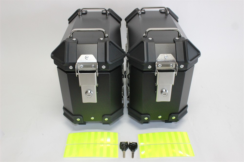 アルミサイドケース サイドケース 汎用 18L 左右セット 簡単着脱 黒 ｜海展貿易shop