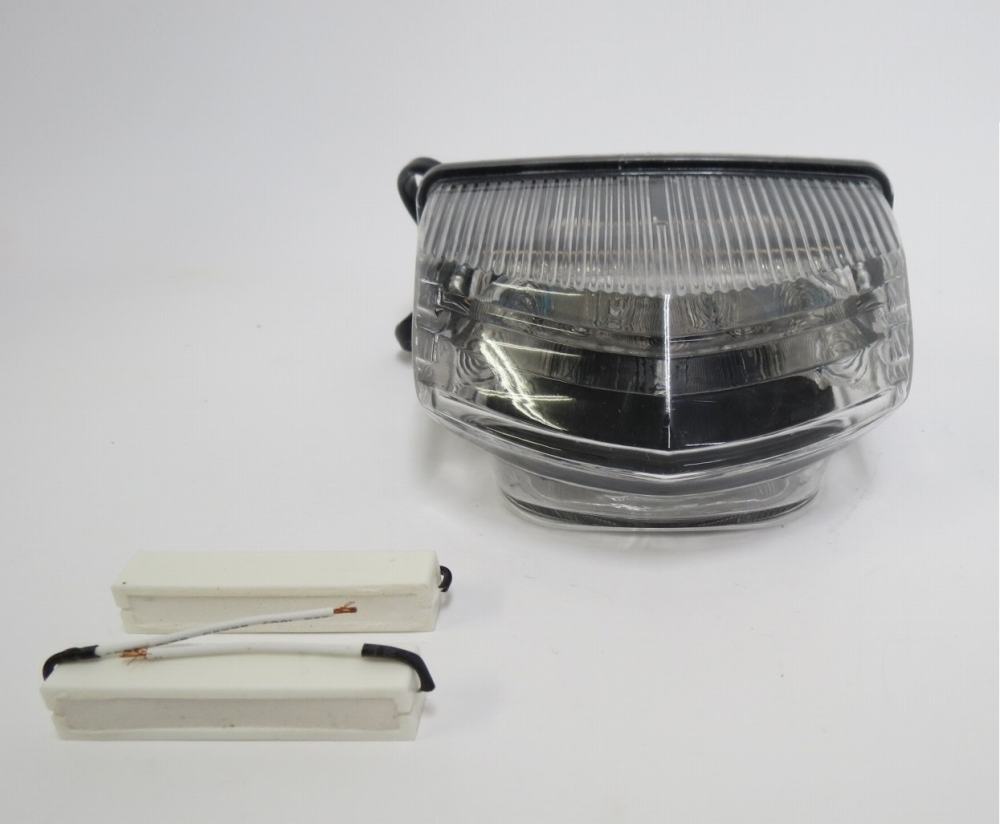 CBR600RR用　ウインカー内蔵テールランプ Amazon | TST CBR600RR (13-23) ウィンカー内蔵 LEDテールライト