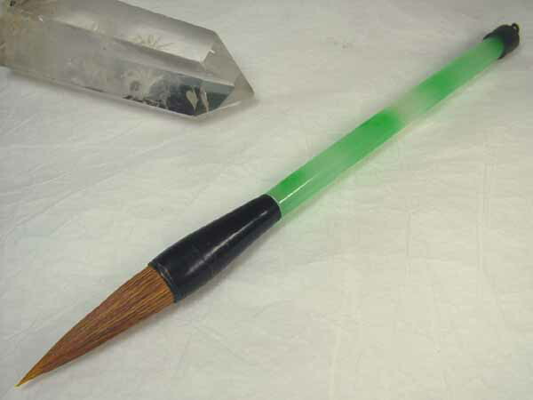 楽天市場】□龍香堂□☆ミャンマー翡翠（ひすい）彫物「櫛」107mm