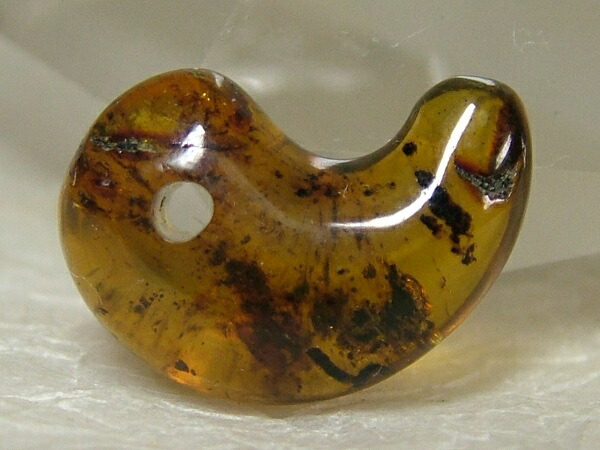 楽天市場】□龍香堂□☆黄系琥珀勾玉（34mm） : 龍香堂