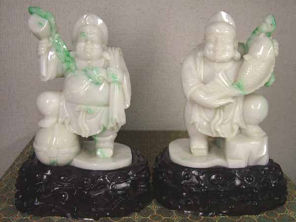 翡翠 獅子彫刻 専用ケース付き 翡翠 獅子彫刻 専用ケース付き 翡翠 獅子彫刻 専用ケース付き