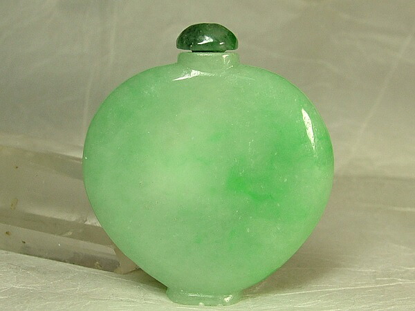 ■龍香堂■☆ミャンマー翡翠（ひすい）鼻煙壷（Snuff Bottle）63ｍｍ