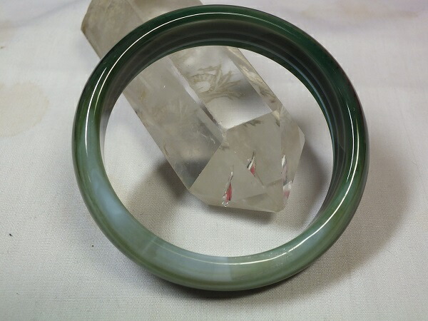 【超高品質】美品瑪瑙バングル60mm+ 楽天市場】□龍香堂□☆緑系瑪瑙（メノウ）バングル60mm : 龍香堂