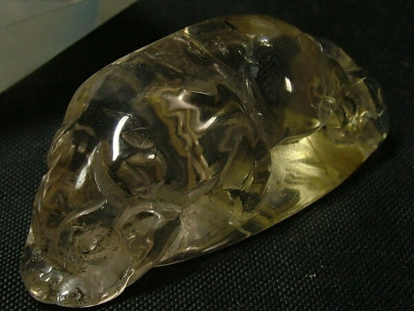 ■龍香堂■☆金色ルチル（金針水晶）子豚トップ２９ｍｍ