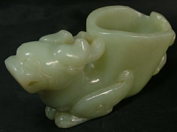 楽天市場】□龍香堂□☆和田玉（ホータンぎょく）台付置物「賢人庵