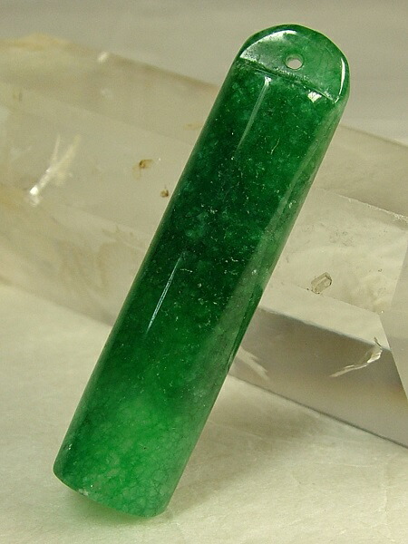 ミャンマー　ヒスイ　翡翠　天然石 緑色 楽天市場】□龍香堂□☆ミャンマー翡翠（ひすい）大平安53mm（k43