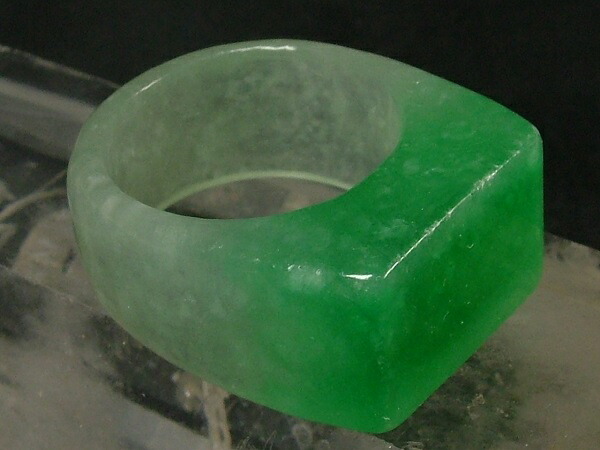 楽天市場】□龍香堂□☆ミャンマー氷種（アイスジェダイト）翡翠指輪