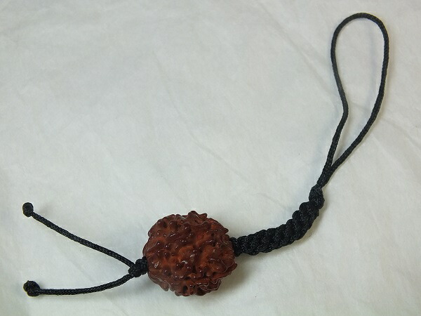 【見本品】ルドラクシャ☆神聖幾何学フラーレン☆菩提樹の実☆シブァの涙　展示品 ルドラクシャマーラー（菩提樹の実の数珠） - Crystal Lagoon