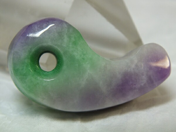 □龍香堂□☆ミャンマーラベンダー翡翠（ひすい）大勾玉 【美品】78.45g