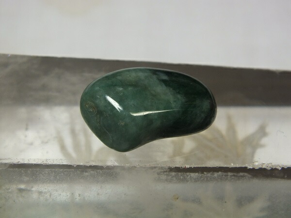 糸魚川 翡翠 4 z001a.jpg