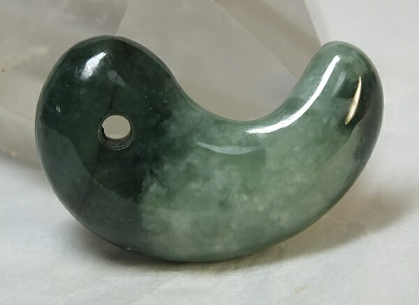 ■龍香堂■☆「国石」糸魚川翡翠（ひすい）勾玉３０ｍｍ（ｈ78）