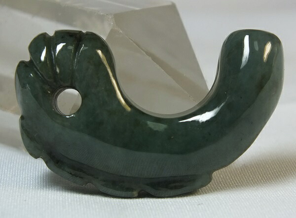 ■龍香堂■☆「国石」糸魚川翡翠（ひすい）勾玉４１ｍｍ（ｔ39）
