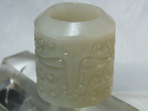 ■龍香堂■☆和田白玉（ホータンはくぎょく）彫入板指２７号（高37ｍｍ）