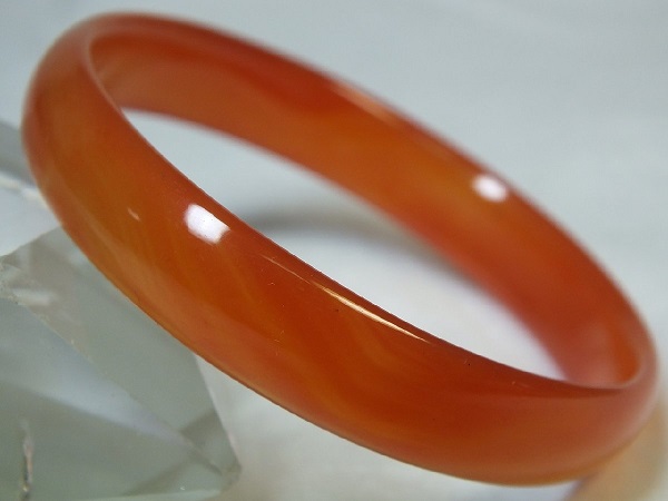 【超高品質】美品瑪瑙バングル54mm+ 楽天市場】□龍香堂□☆茶系瑪瑙（メノウ）小型バングル（53mm