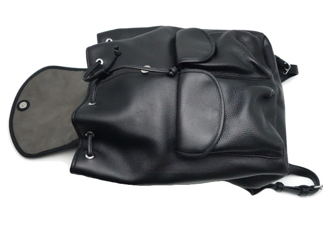 カーフ/ リュック/ 黒 バックパック/ ◆ペッレモルビダ 【税込価格】 PELLE 【あす楽対応】 【中古】 MORBIDA◆ 【BAG3261】 【質屋出店】