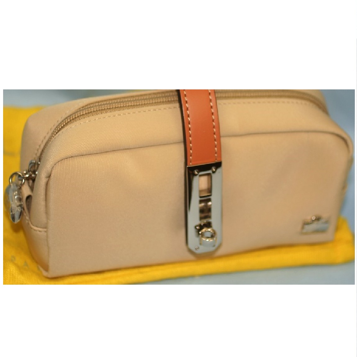 新品未使用★aprily アプリリー　二段バニティポーチ APRILY / 2段バニティポーチ