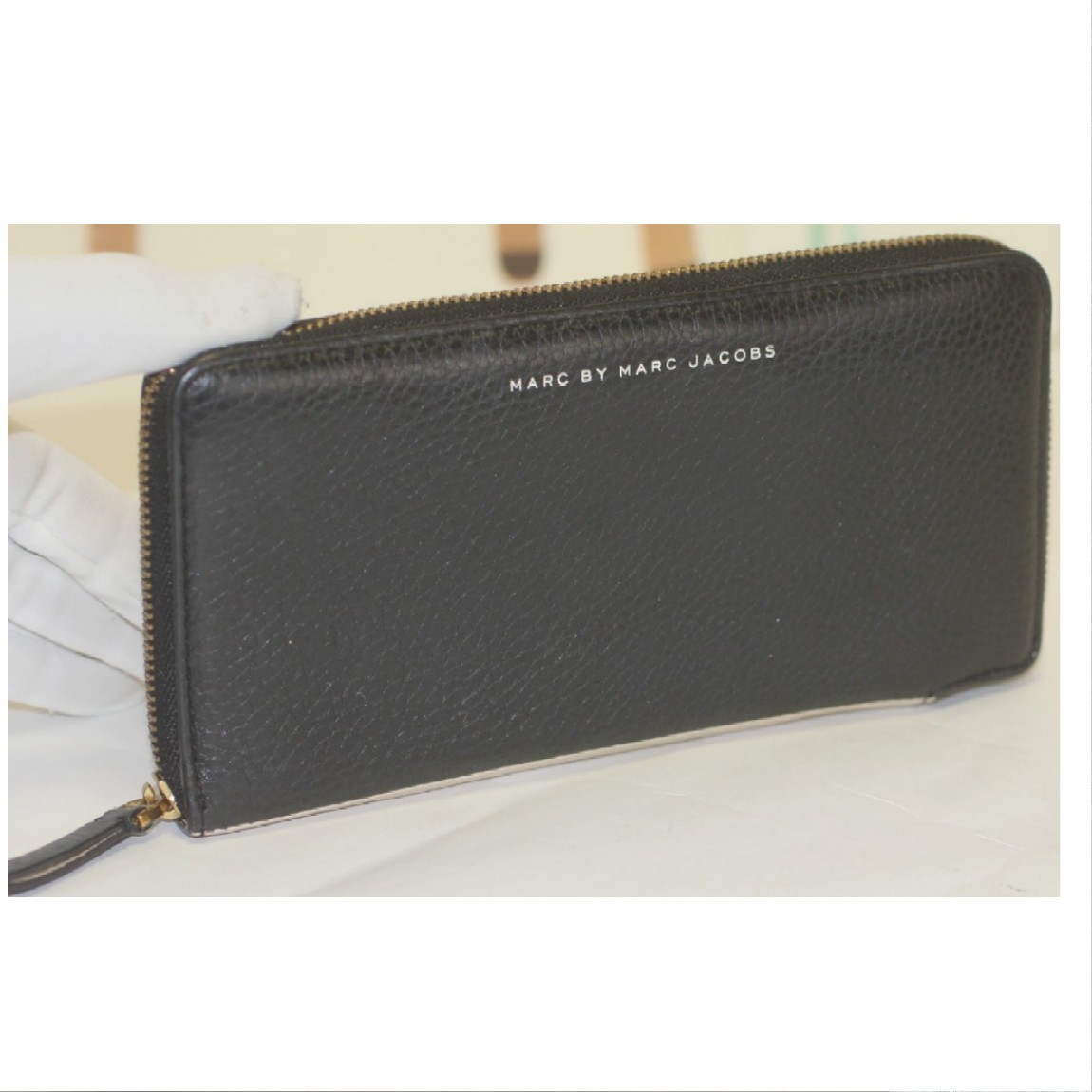 未使用！MARCJACOBS レザーフルジップラウンドファスナー長財布　BK マークバイマークジェイコブス ラウンドファスナー長財布 メンズ