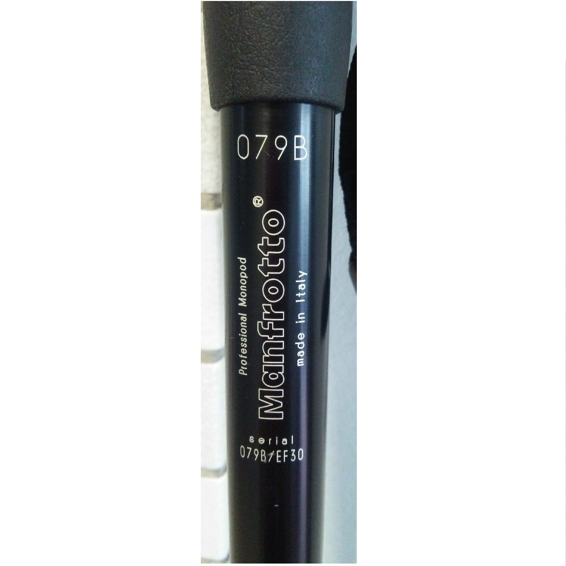 【中古】プロ用マンフロット丈夫な作りの一脚079B 〇J11-117