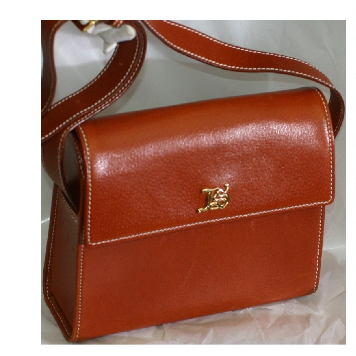 【中古】本物綺麗49AVジュンコシマダ女性用丈夫な茶色い豚革【ピックスキン】素材の四角バッグ　サイズW25H21D8，5cm　〇C12-268-1｜質カラーズ