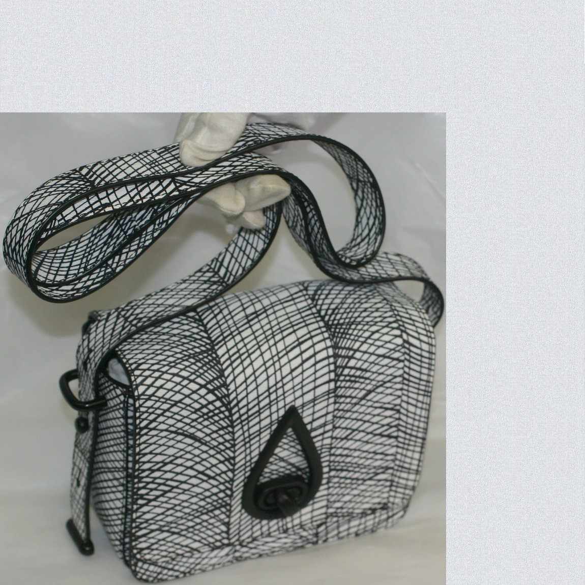 楽天市場】KENZO ケンゾー デニムワンショルダーバッグ 葛飾北斎 富士