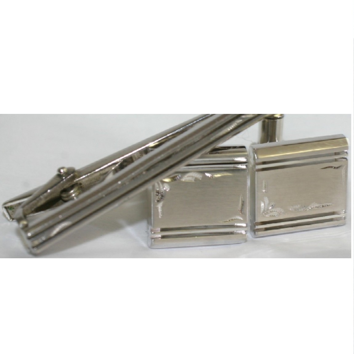 本日限定価格❣️早いもの勝ち❗️新品未使用❣️サンイーグル　ネクタイピン❣️ 2025年最新】sun eagle ピンの人気アイテム - メルカリ